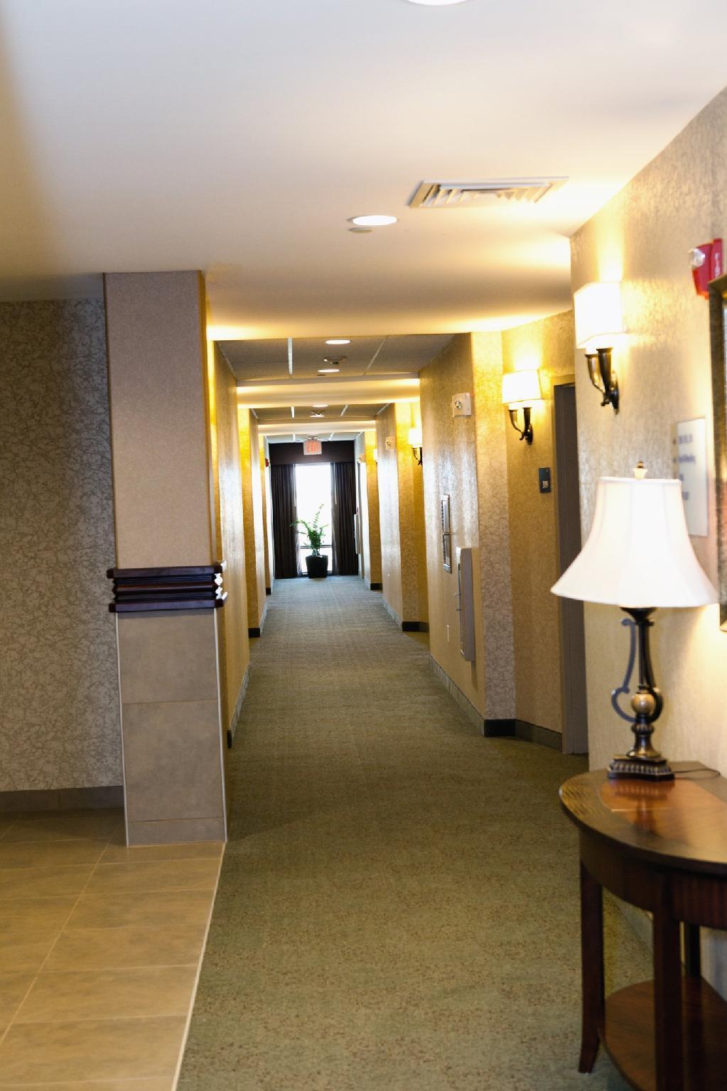 Holiday Inn Express And Suites Springfield Medical District By Ihg Exterior foto